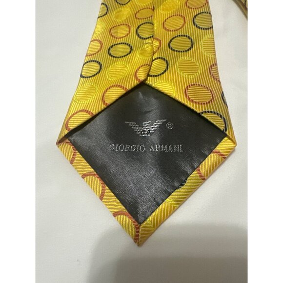 Giorgio Armani Mens Yellow Silk Tie With Geometric Circle Pattern - Picture 4 of 5